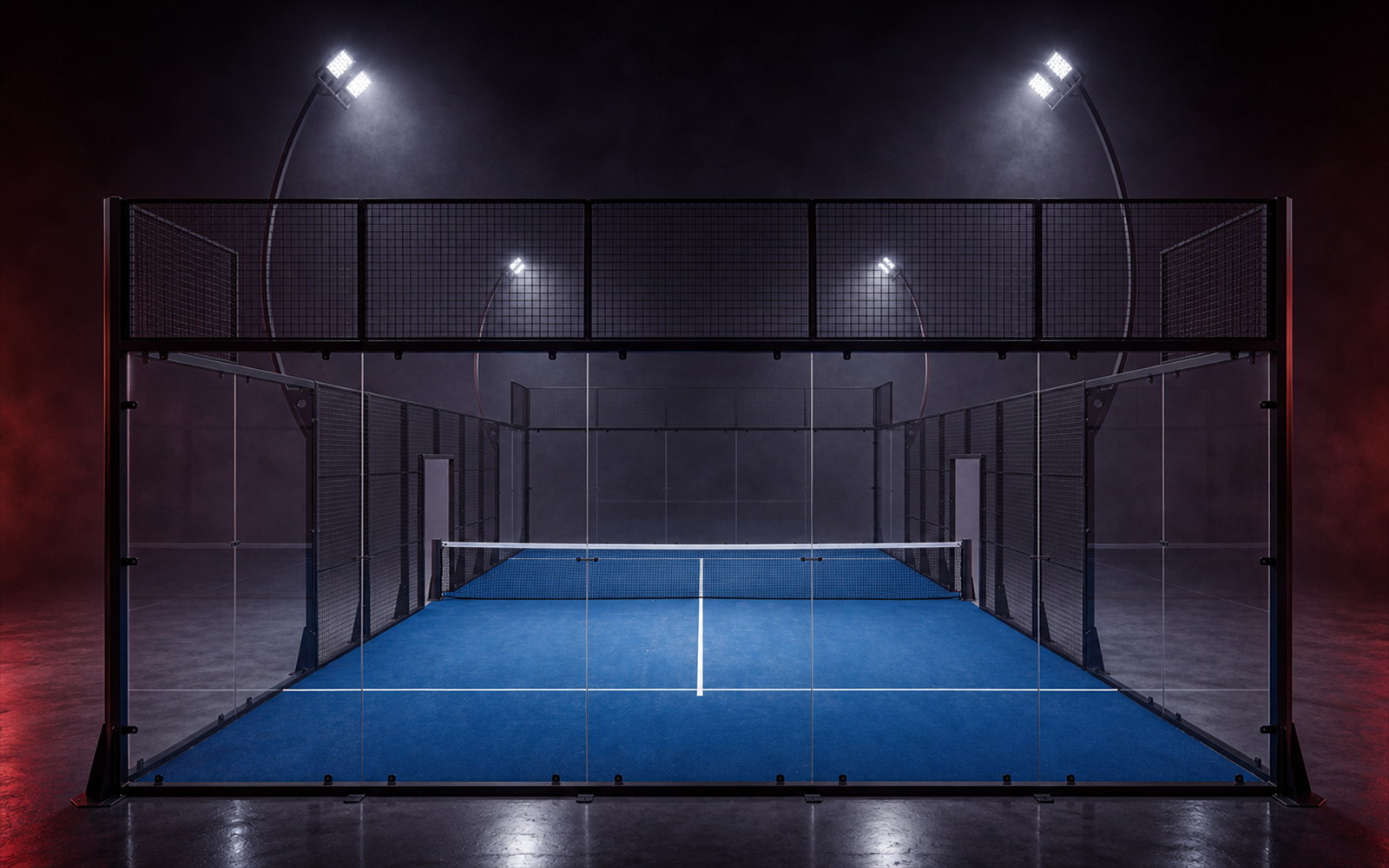 Cancha de pádel Panoramic Arc de Orion XSport, vista frontal a nivel de ojo: césped azul y estructura de postes en arco. Fabricación directa de fábrica.